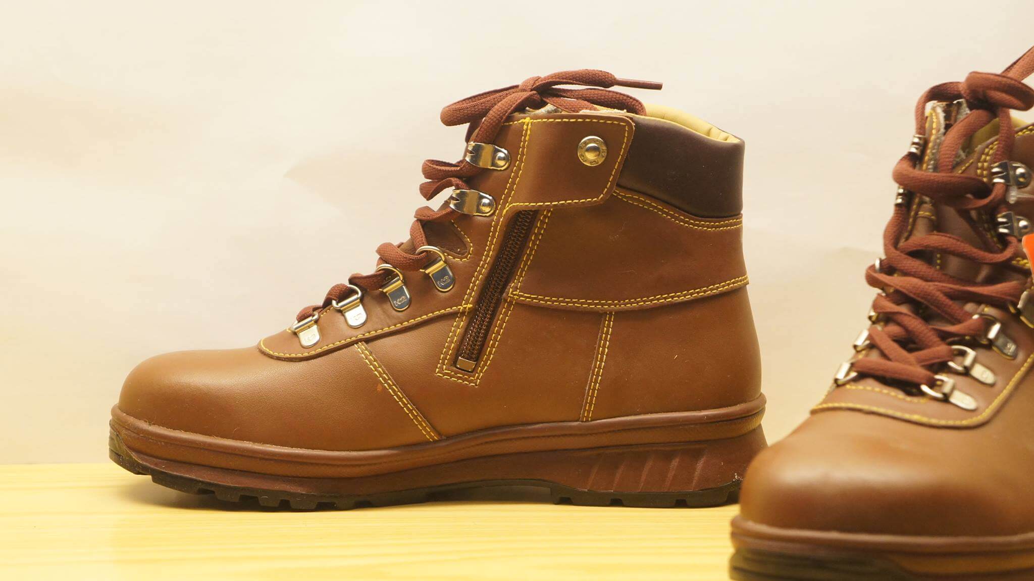 Cách để phân biệt giày bảo hộ lao động thật và giả