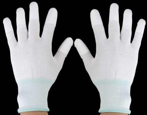 Găng tay chống tĩnh điện là gì và chức năng của găng tay tĩnh điện